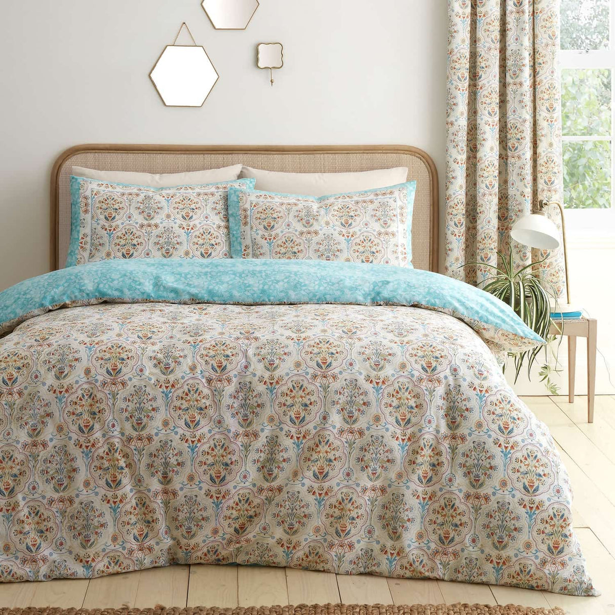 Edena Floral Print Polycotton Duvet Cover Set Natural - Edena Decorative Floral Duvet Cover Set In Natural 2