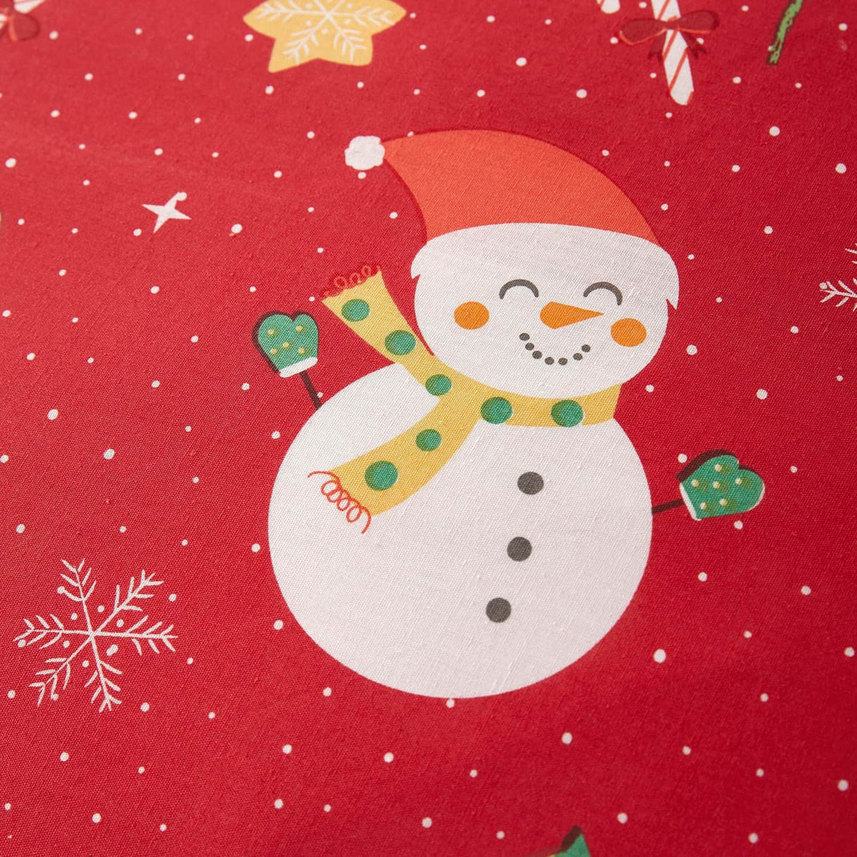 Elf & Santa Christmas Polycotton Duvet Cover Set - Red - Elf & Santa Christmas Duvet Cover Set In Multicolour 4