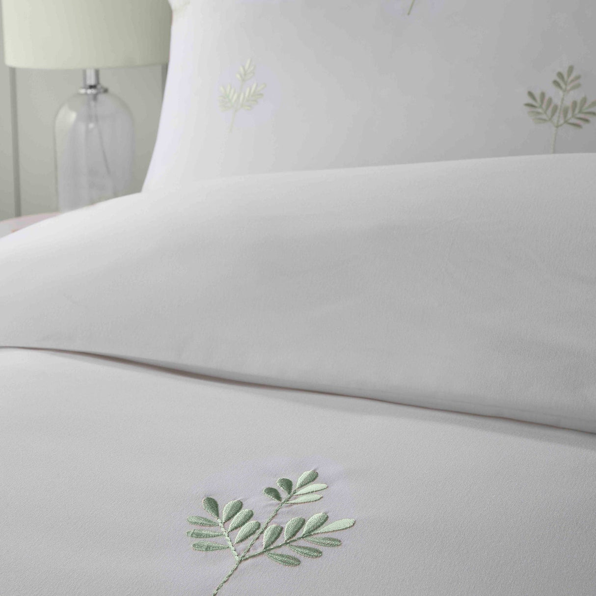 Emily Green Leaf Embroidery Duvet Cover Set - Green - Emily Embroidery Duvet Cover Set In Green 2