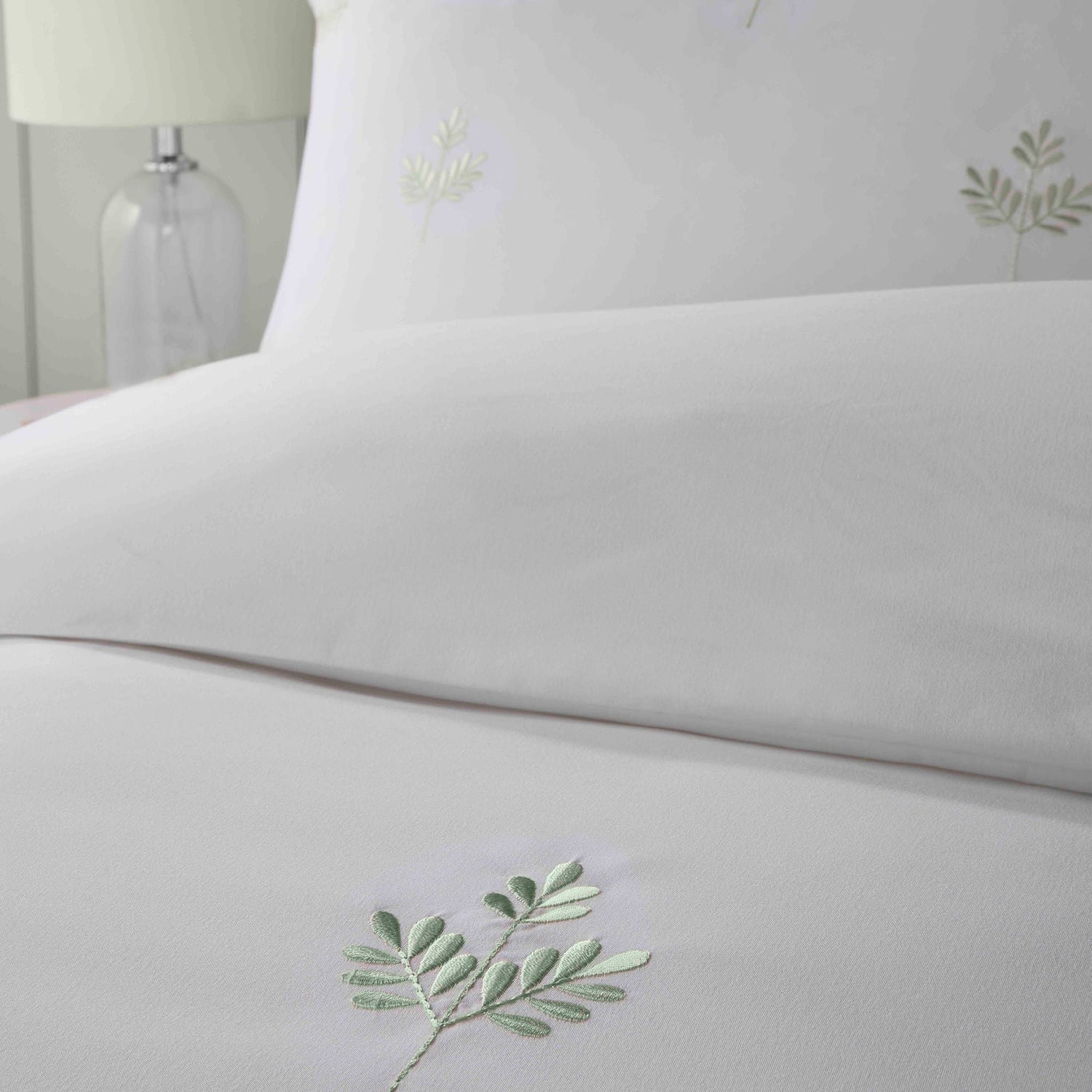 Emily Green Leaf Embroidery Duvet Cover Set - Green - Emily Embroidery Duvet Cover Set In Green 2