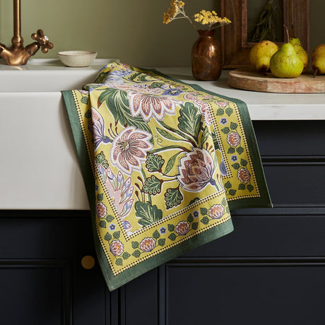 Ulster Weavers Emmeline Floral Tea Towel - Emmeline Cotton Tea Towel In Green 2