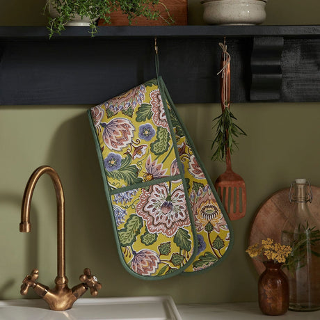 Ulster Weavers Emmeline Floral Double Oven Glove - Emmeline Double Oven Glove In Green 2