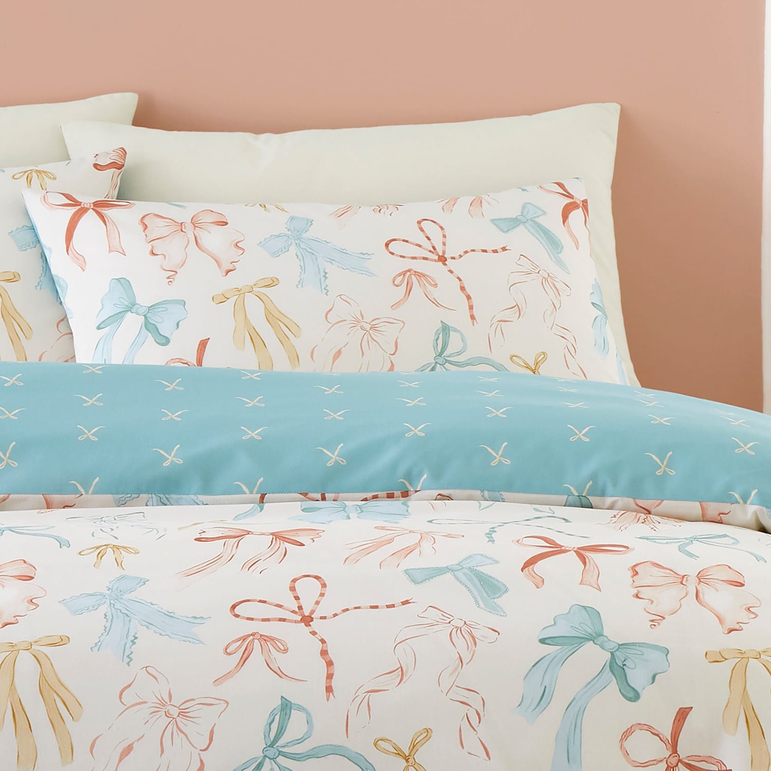 Evelyn Polycotton Duvet Cover Set - Multi - Evelyn Bows Duvet Cover Set In Multicolour 2