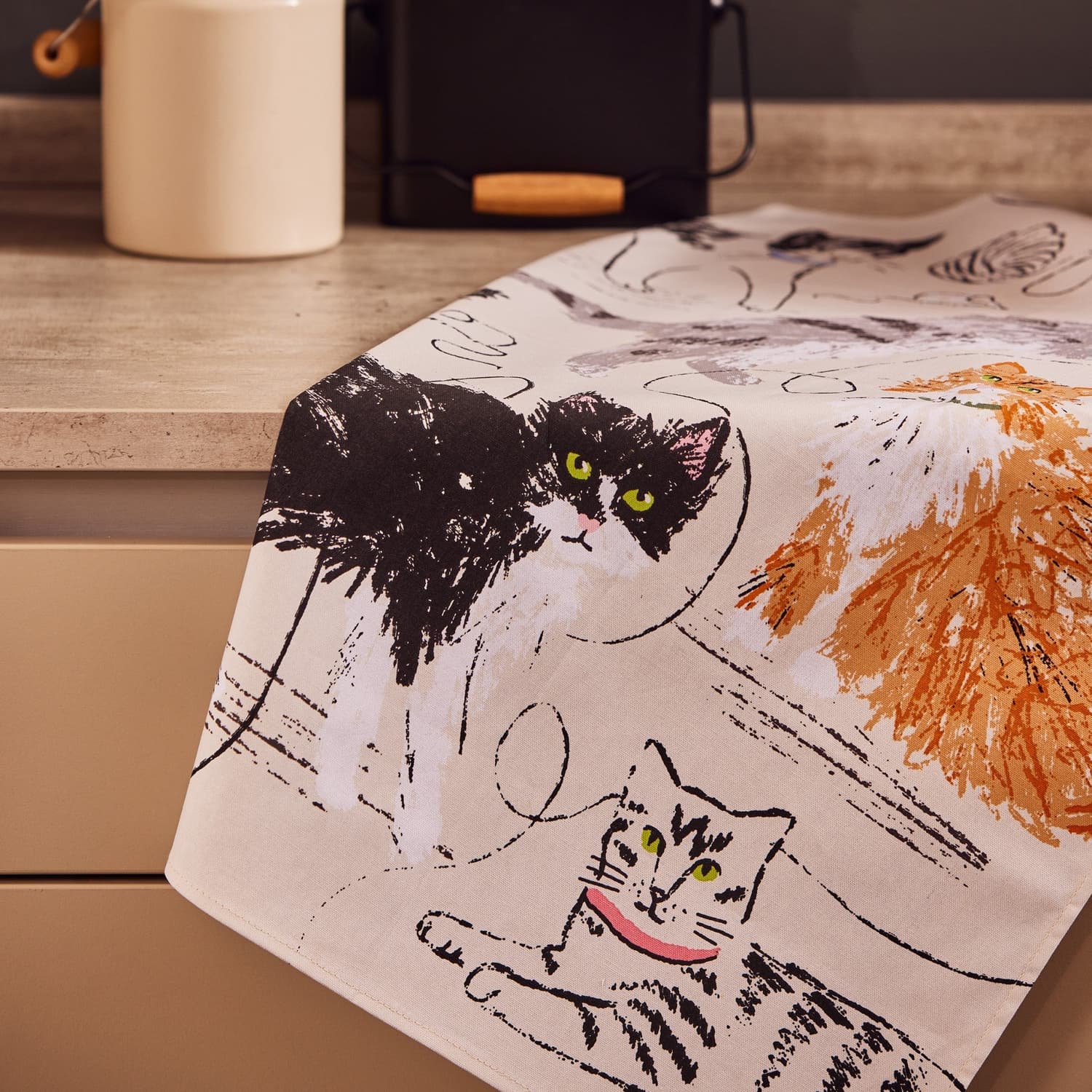 Ulster Weavers Feline Friends Cat Print Tea Towel - Feline Friends Cotton Tea Towel In Grey 2
