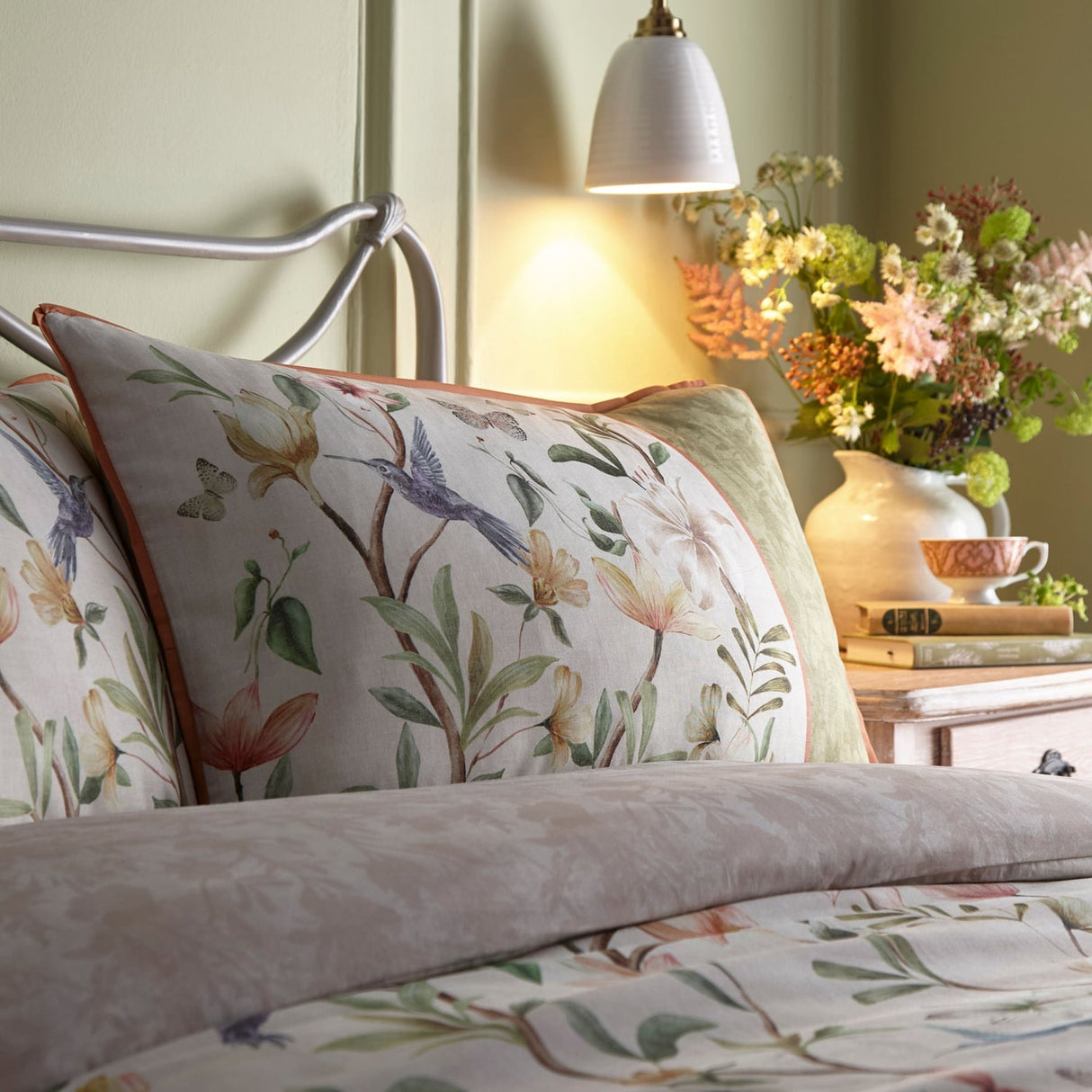 Fiorella Floral Green Cotton Duvet Cover Set - Fiorella Duvet Cover Set In Natural 2