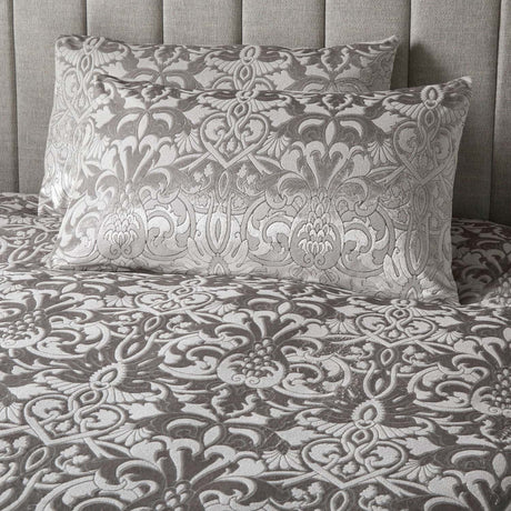 Laurence Llewelyn-Bowen Firenza Velvet Duvet Cover Set Grey Bedding - Silver - Firenza Duvet Cover Set In Silver 4