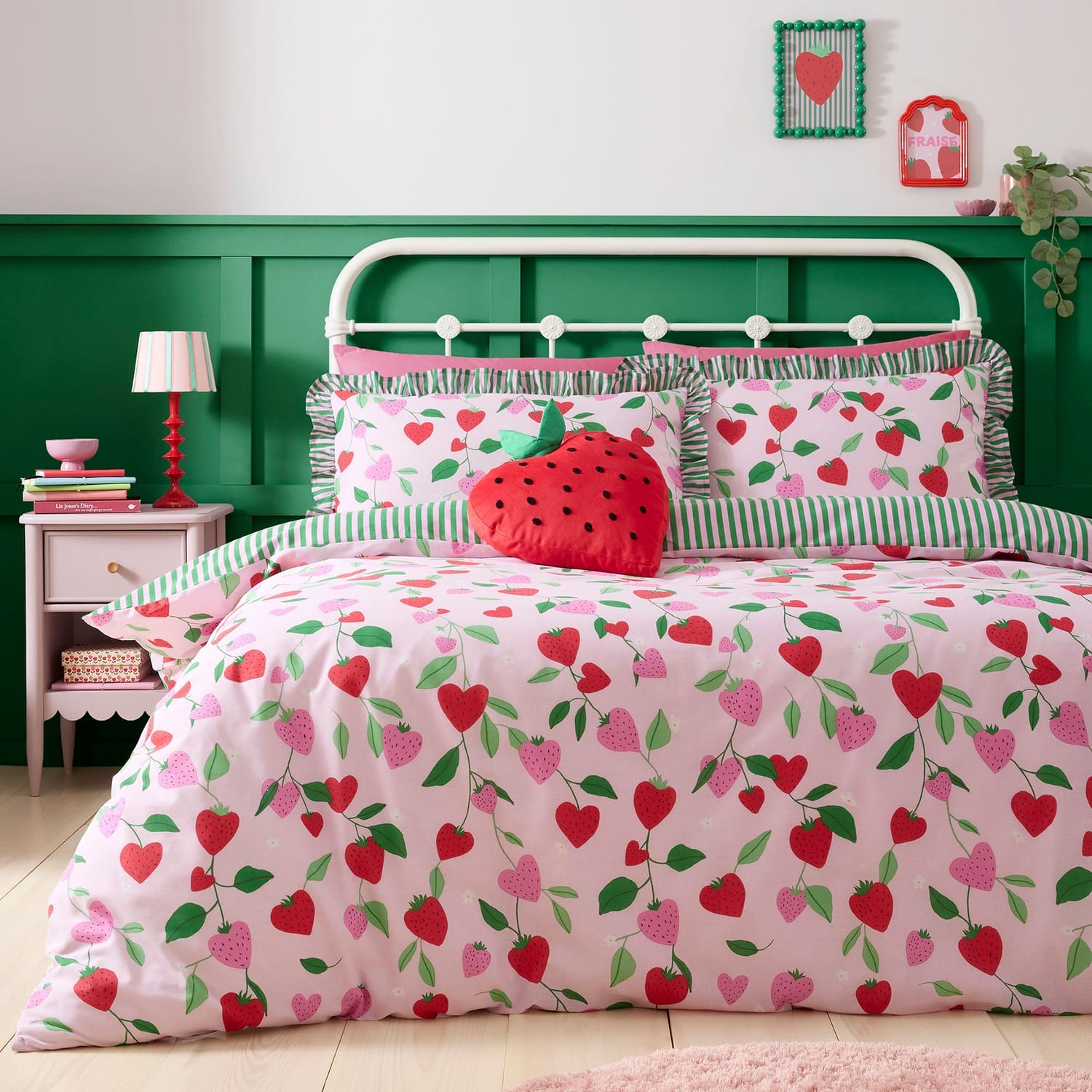Fun Strawberries Pink Polycotton Kids Duvet Cover Set - Fun Strawberries Duvet Cover Set In Pink 3