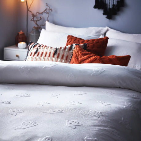 Ghost Tufted Duvet Cover Set by furn.