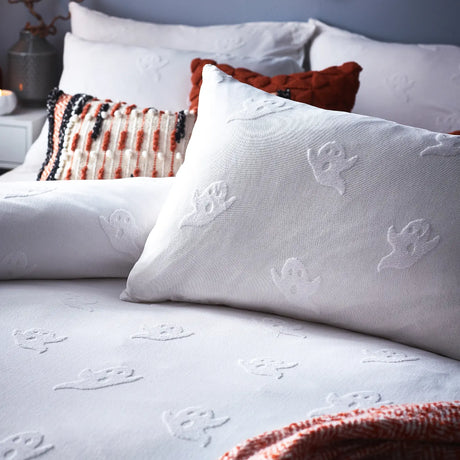 Ghost Tufted Duvet Cover Set by furn.