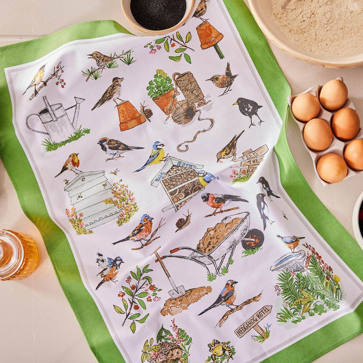 Ulster Weavers Garden Birds 100% Cotton Tea Towel Green - Garden Birds Cotton Tea Towel In Green 2