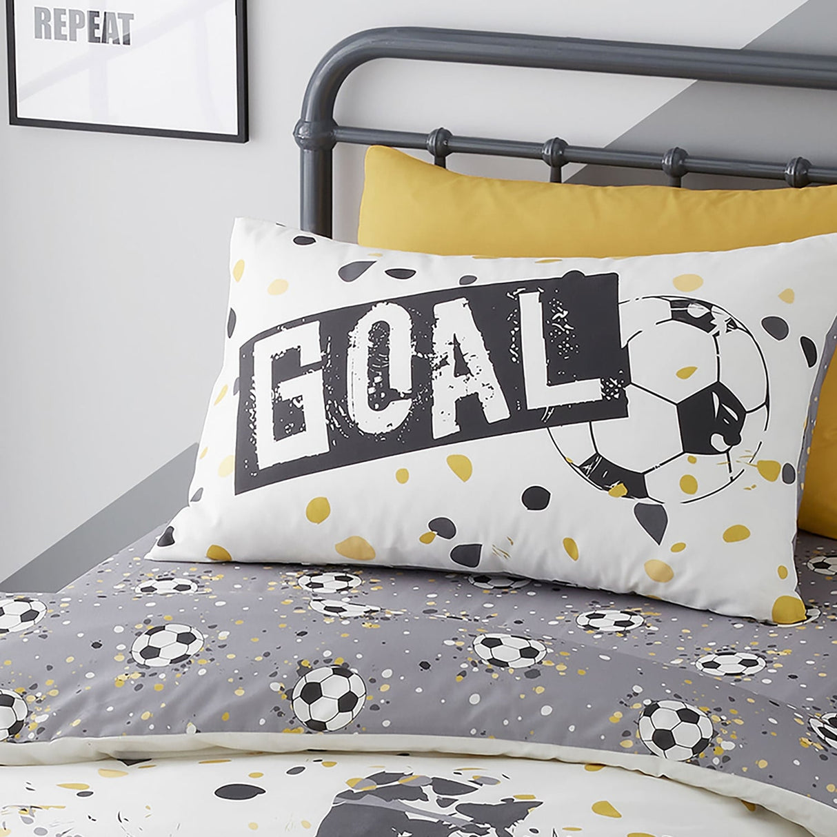 Goal Football Print Gold Duvet Cover Set - Gold - Goal Duvet Cover Set In Gold 2