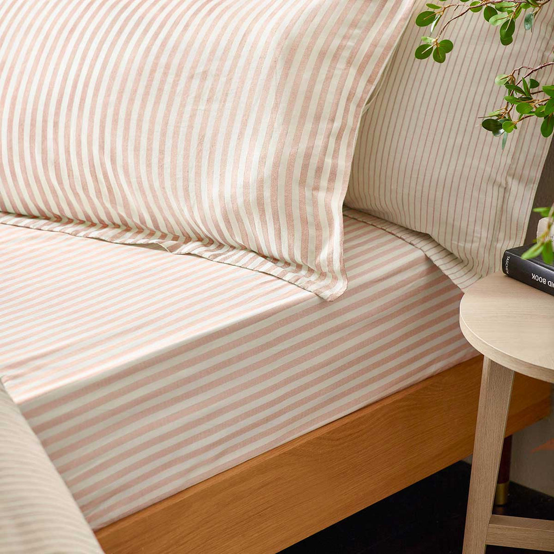 Hebden / Barton Blush 100% Cotton Fitted Sheet