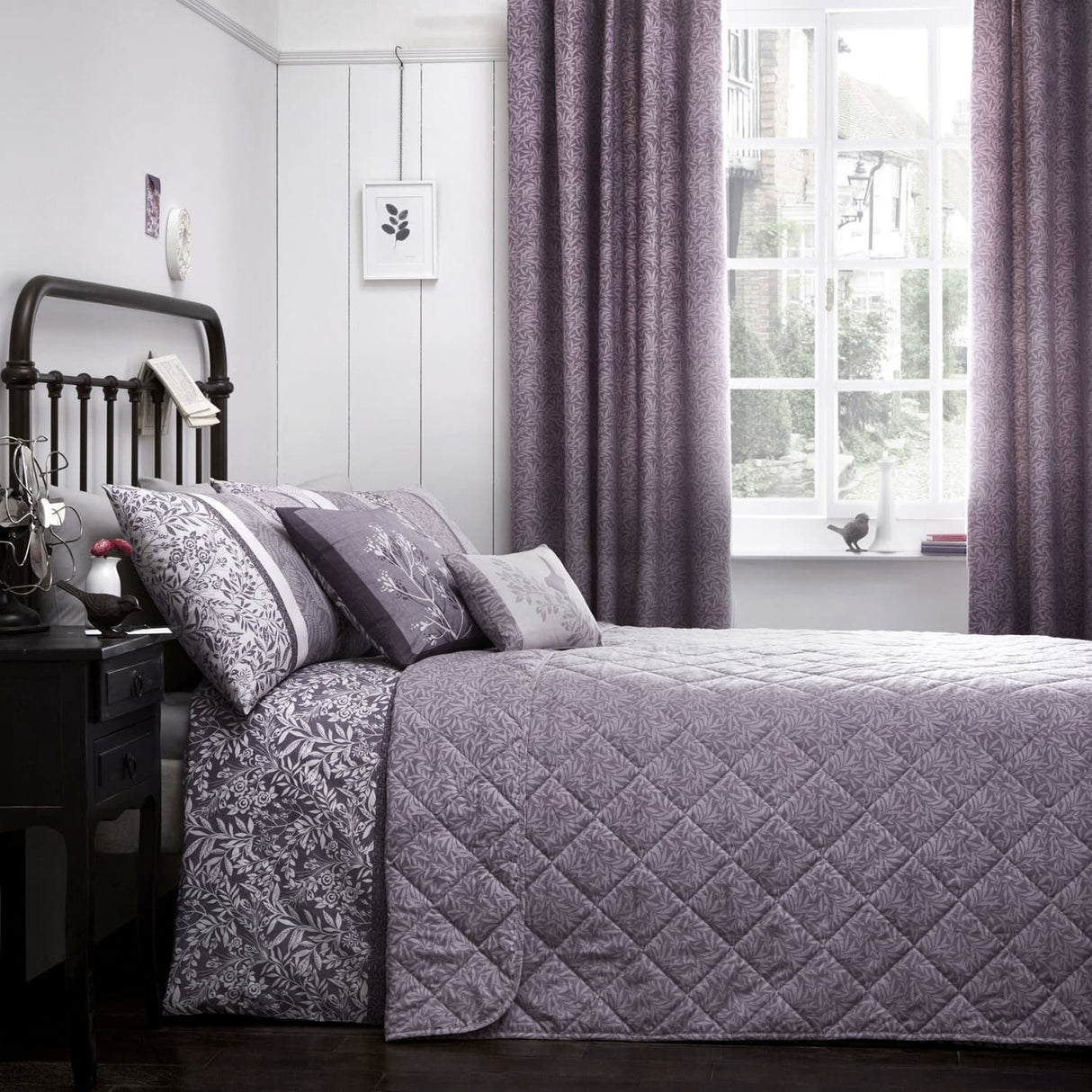 Hanworth Floral Leaf Bedspread Heather 229 x 195cm - Hanworth Bedspread In Heather 229 X 195Cm 3