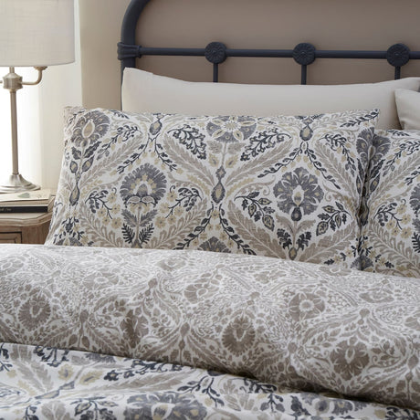 Harriet Floral Reversible 100% Cotton Duvet Cover Set - Harriet Duvet Cover Set In Natural 2