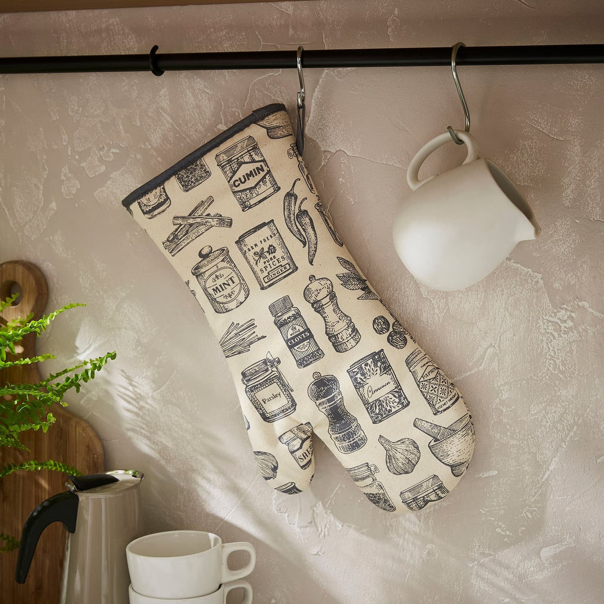 Ulster Weavers Herbs & Spices Gauntlet Oven Glove - Herbs & Spices Gauntlet Oven Glove In Grey 2