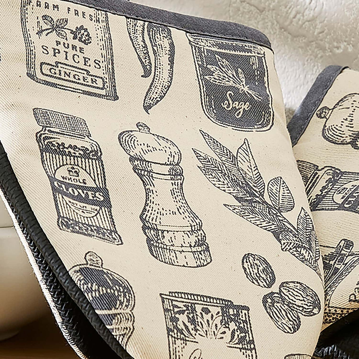 Ulster Weavers Herbs & Spices Microwave Mitts Pair - Herbs & Spices Microwave Mitts Pair In Grey 4