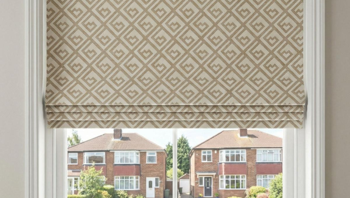Izmir Made to Measure Roman Blind Biscuit