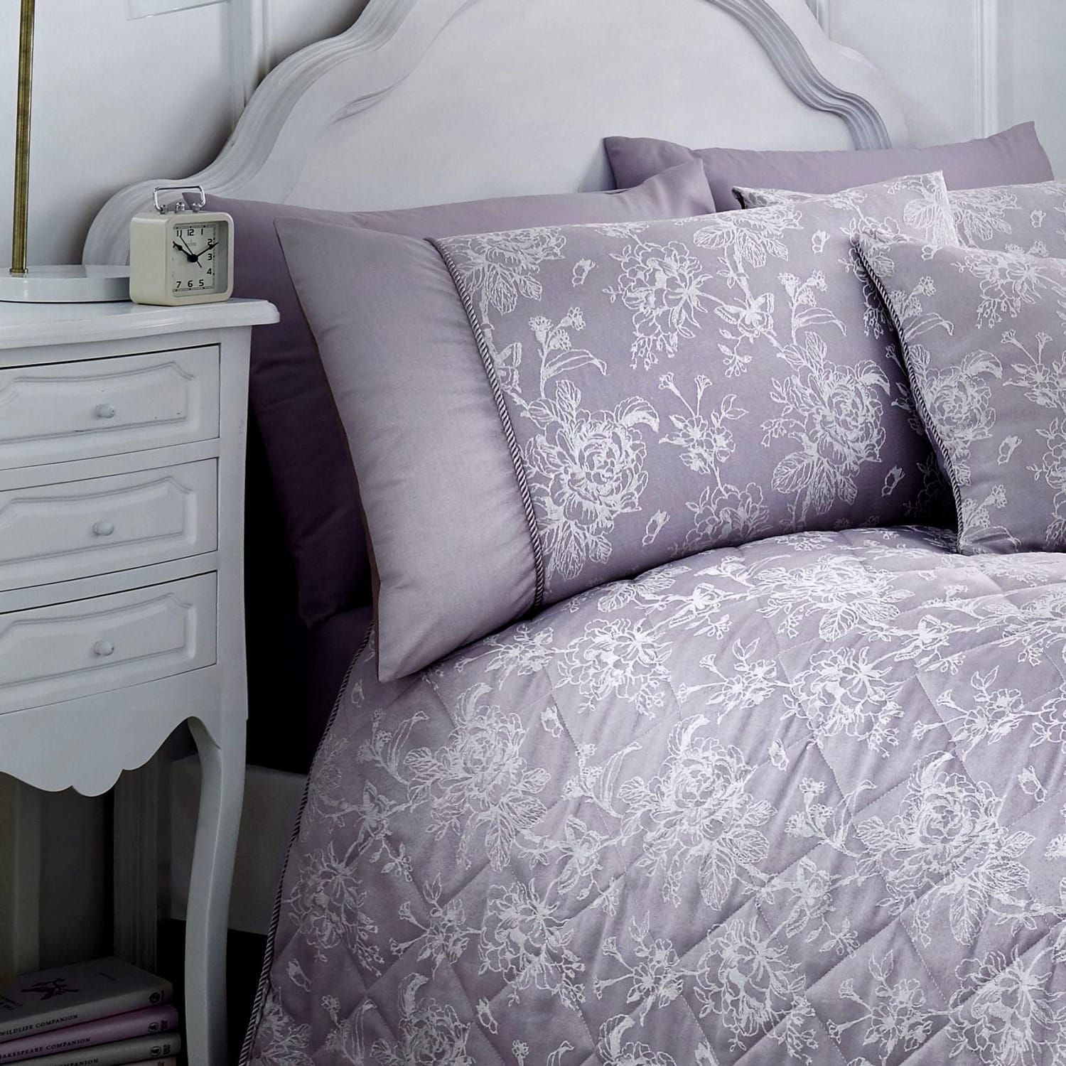 Jasmine Luxury Woven Floral Bedspread 230cm x 200cm - Jasmine Bedspread In Lavender 240 X 220Cm 3