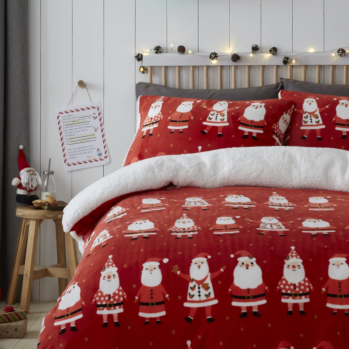 Jolly Santa Christmas Microfibre Duvet Cover Set - Jolly Santa Christmas Duvet Cover Set In Red 2
