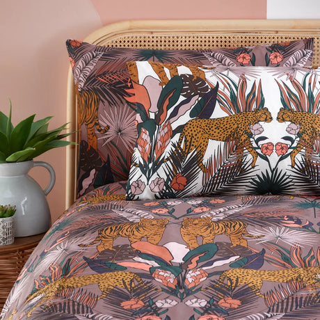 Kaihalulu Duvet Cover Set by furn.