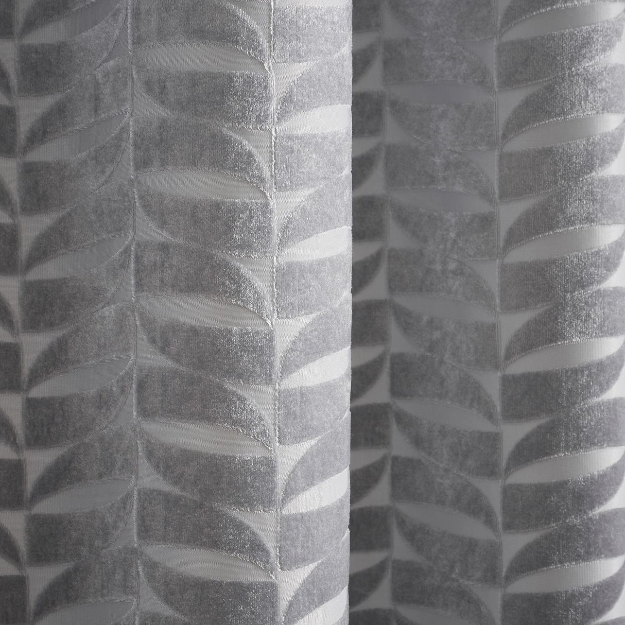 Kendal Lined Eyelet Curtains - Silver Dimout Light Filtering - Kendal Eyelet Curtains In Silver 3