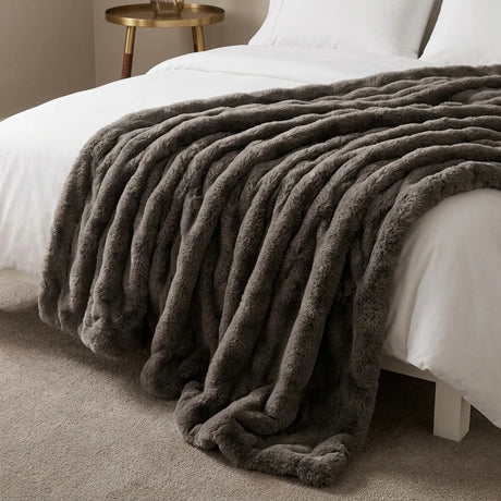 Luxury Fur 3D Grey Throw Blanket 150cm x 200cm-3