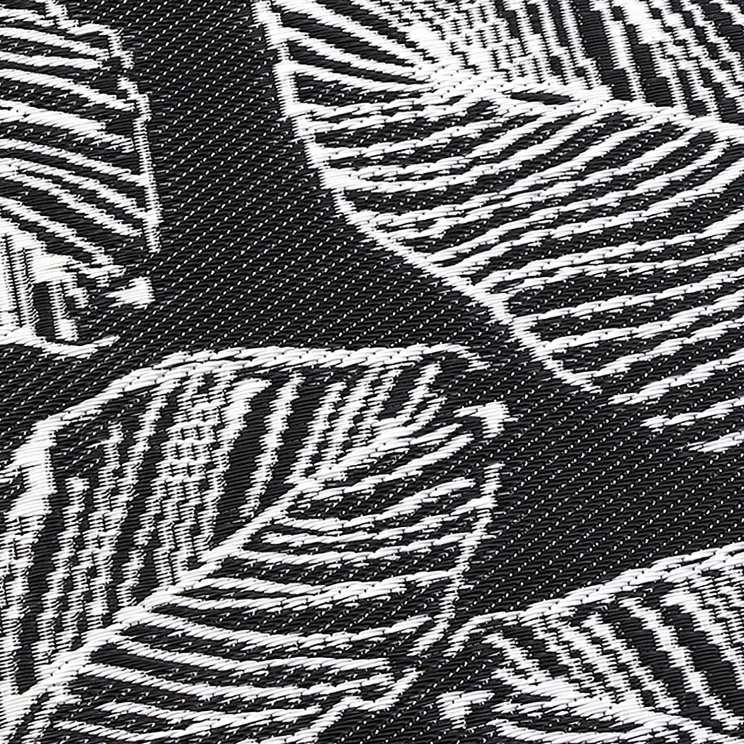 Matteo Geometric Outdoor Rug 120cm x 170cm - Matteo Outdoor Rug In Black 120 X 170Cm 4