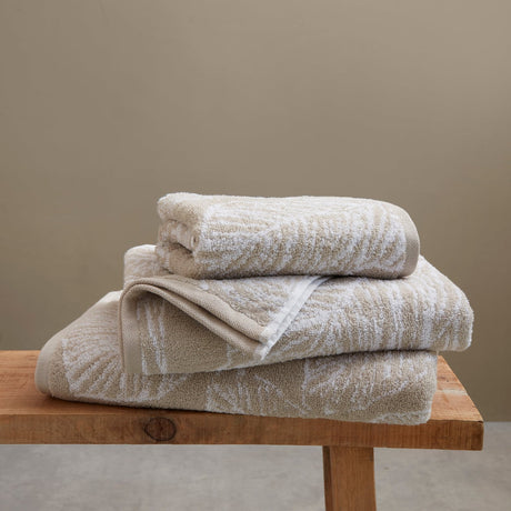 Matteo Leaf Jacquard 550gsm Cotton Bathroom Towel - Natural