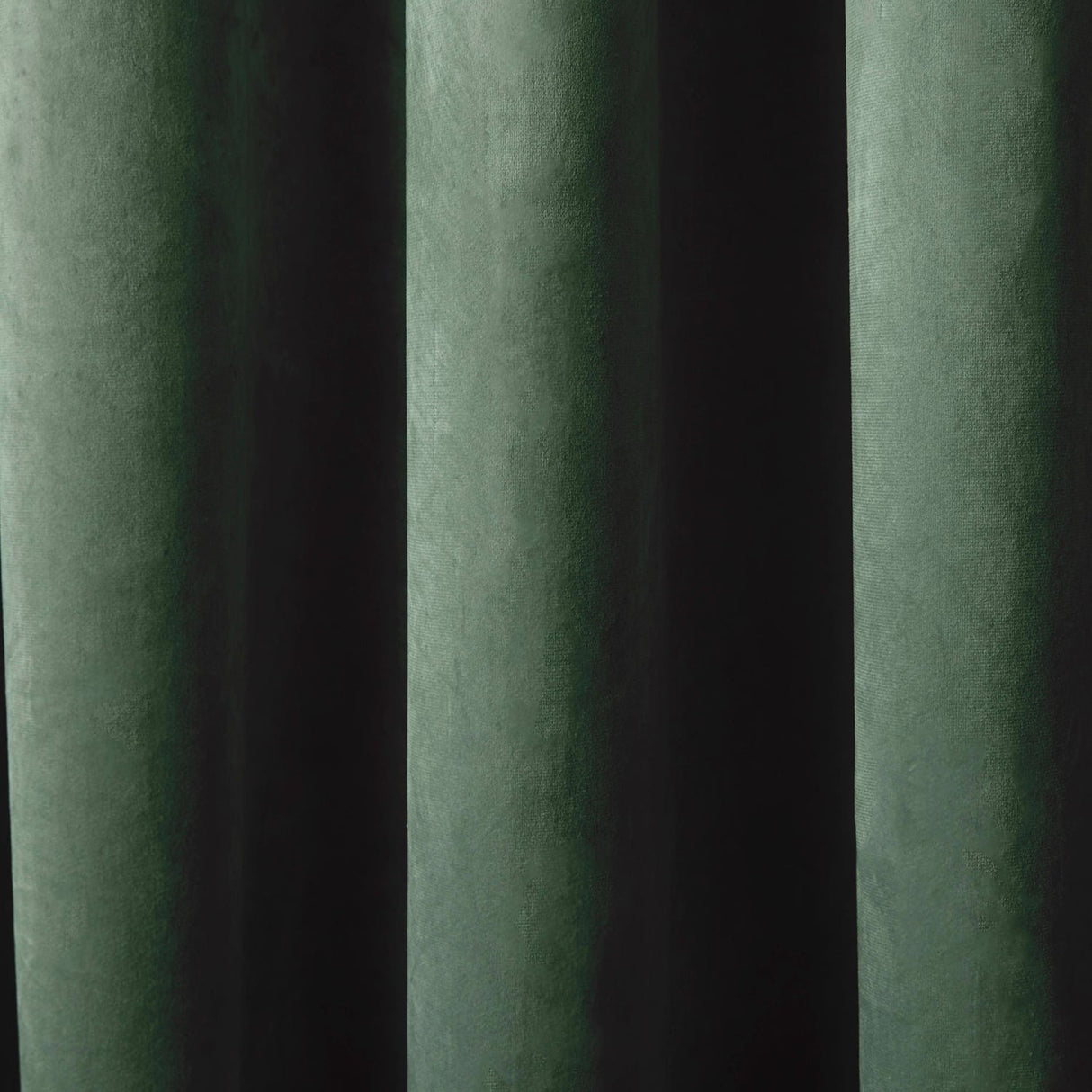 Laurence Llewelyn-Bowen Montrose Velvet Blackout Eyelet Curtains - Bottle Green Light Filtering - Montrose Eyelet Curtains In Bottle Green 2
