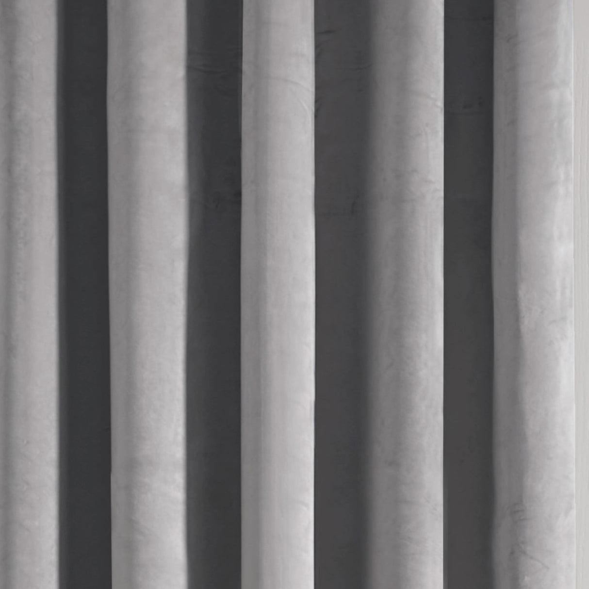 Laurence Llewelyn-Bowen Montrose Blackout Eyelet Single Panel Door Curtain 66 x 84 Inch - Silver Thermal Light Filtering - Montrose Eyelet Single Panel Door Curtain In Silver 3