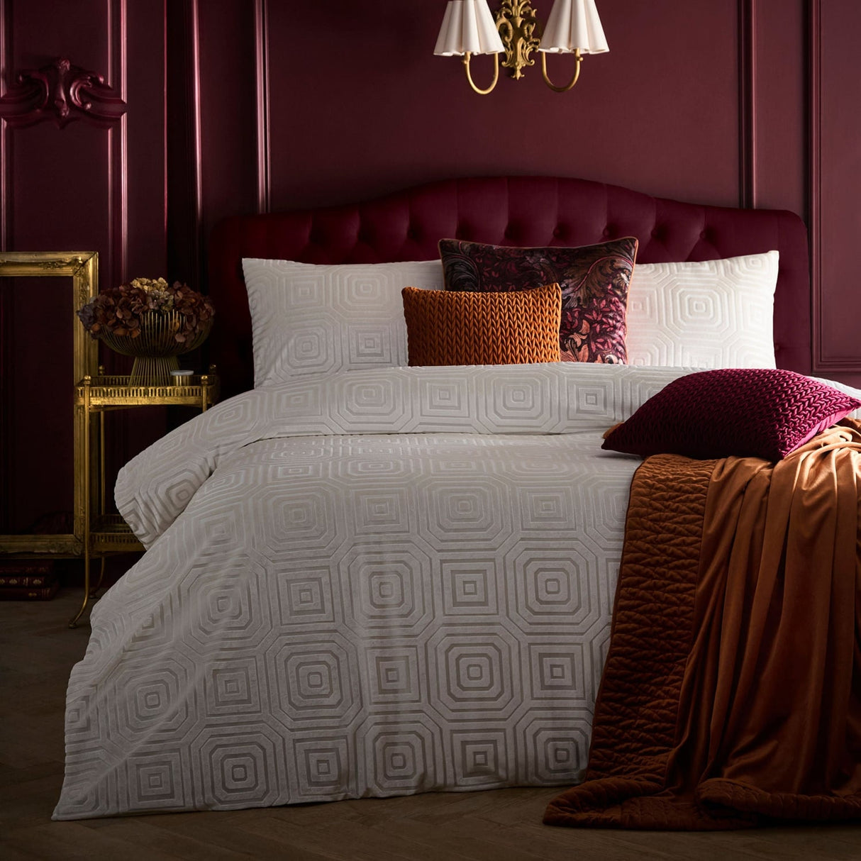 Laurence Llewelyn-Bowen Morris Major Chintz Cushion Cover 55cm x 55cm - Burgundy - Morris Major Chintz Cushion In Burgundy 55 X 55Cm 4