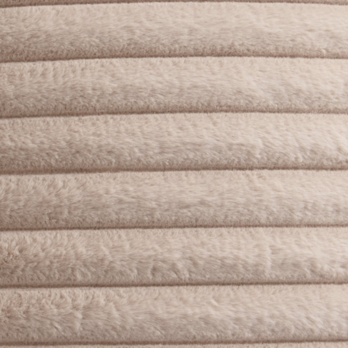 Hygge Morritz Faux Fur Cosy Reversible Throw – Natural – 130cm x 180cm - Morritz Bedspread In Natural 130 X 180Cm 3
