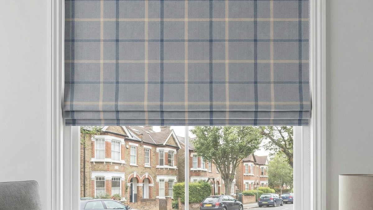 Mull Made to Measure Roman Blind Ocean