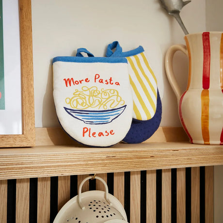 Pasta Lovers Club Microwave Mitts Pair in Yellow
