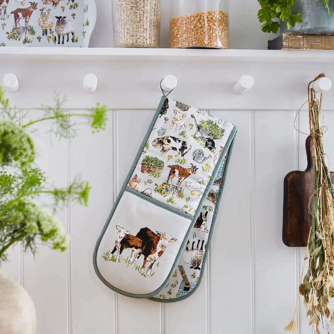 Ulster Weavers Portman Farm Farmhouse Design Double Oven Glove