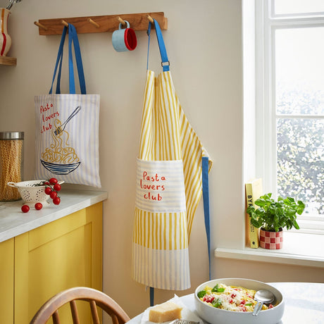 Ulster Weavers Pasta Lovers Club 100% Cotton Kitchen Accessories - Pasta Lovers Club Cotton Apron In Yellow 2