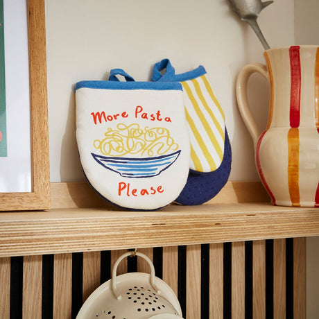 Ulster Weavers Pasta Lovers Club 100% Cotton Kitchen Accessories - Pasta Lovers Club Microwave Mitts Pair In Yellow 2