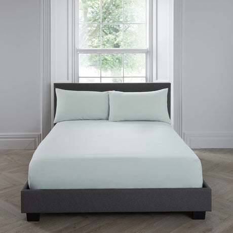 Plain Dye Polycotton Housewife Pillowcases Pair - Plain Dyed Pair Of Housewife Pillowcases In Green 50 X 75Cm 4