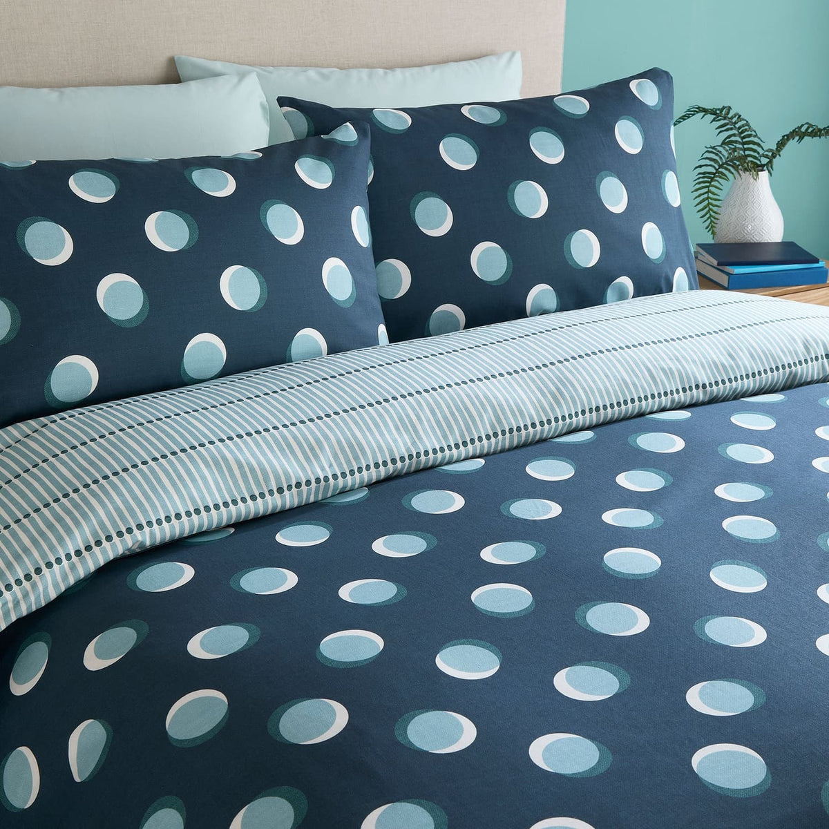 Polka Spot Polycotton Duvet Cover Set - Blue - Polka Spot Duvet Cover Set In Blue 2