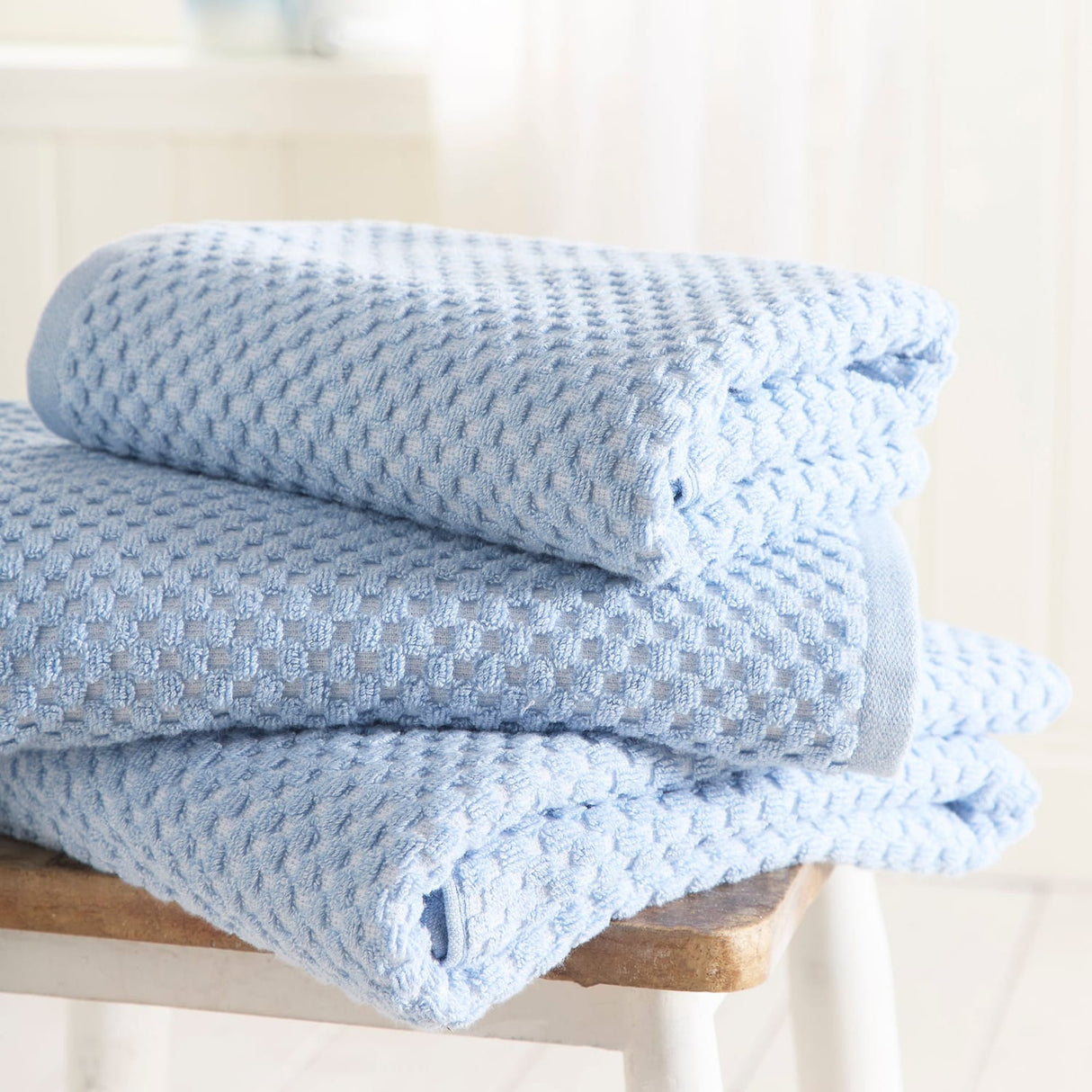 Popcorn Check 550 GSM Bathroom Towels - Blue - Popcorn Check Towels In Blue 3