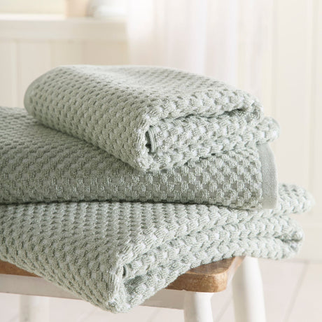 Popcorn Check 550 GSM Bathroom Towels - Green - Popcorn Check Towels In Green 3