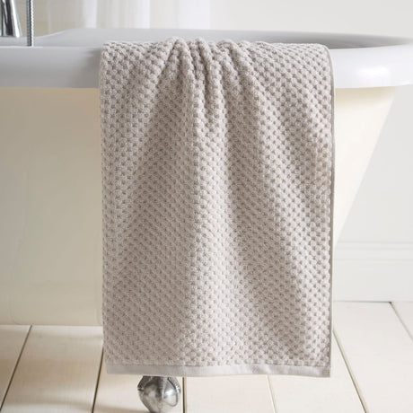 Popcorn Check 550 GSM Bathroom Towels - Natural