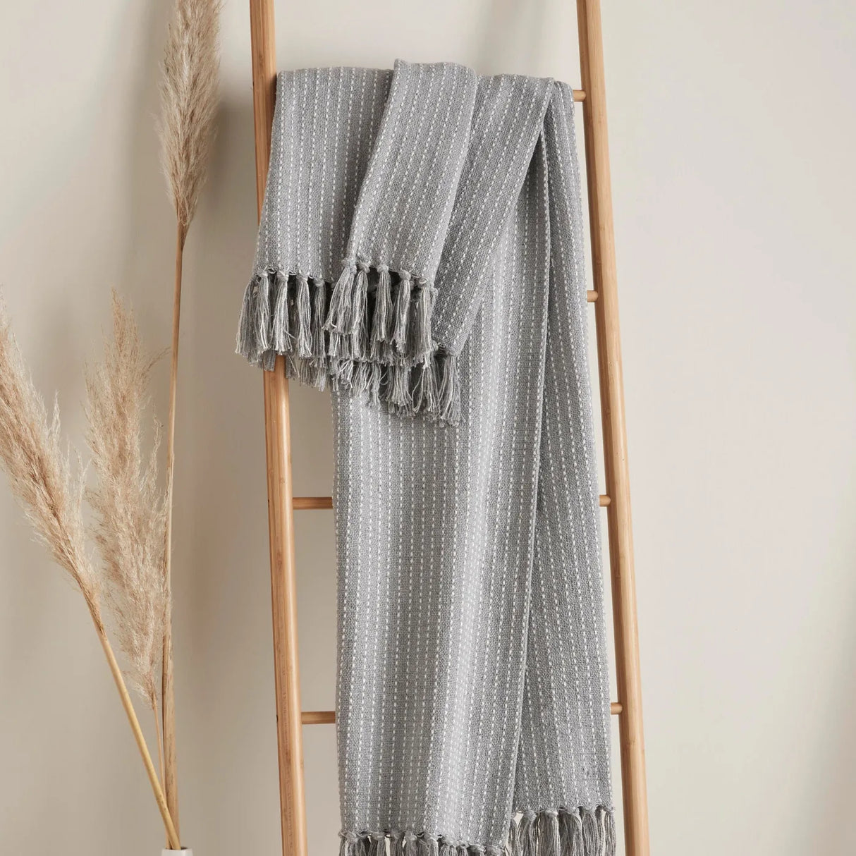 Quinn Throw in Grey 200cm x 200cm