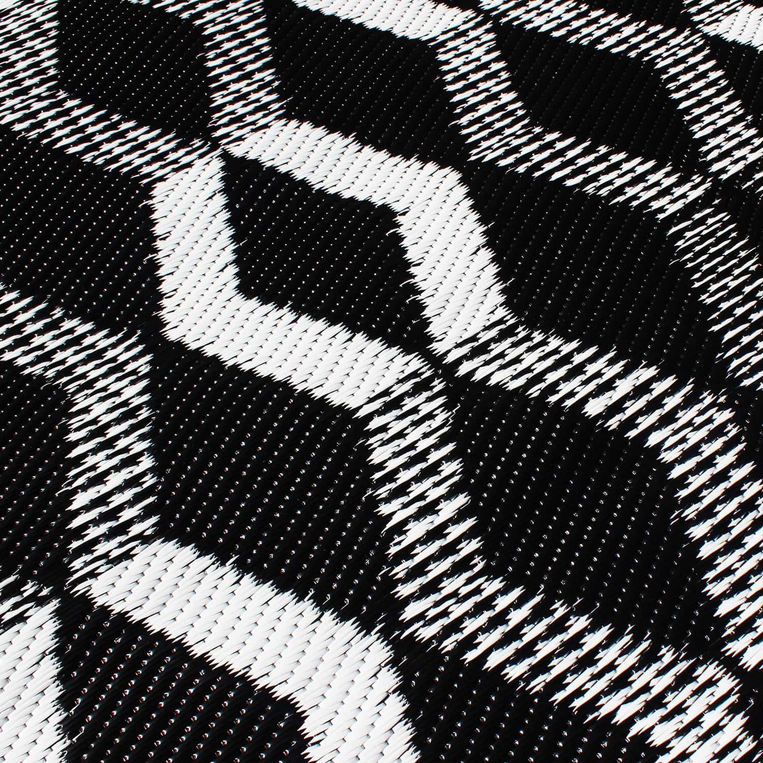 Rico Geometric Outdoor Rug Grey and Orange 120cm x 170cm - Rico Outdoor Rug In Black 120 X 170Cm 3