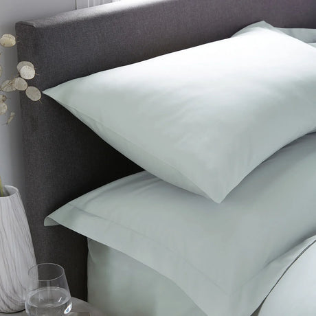 Plain Dyed Pair of Housewife Pillowcases in Green 50 x 75cm