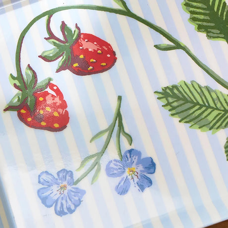Strawberry Patch Scatter Tray in Green