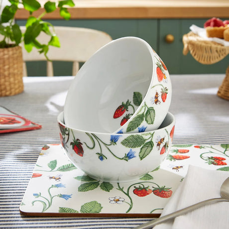 Strawberry Patch Porcelain Bowl in Green