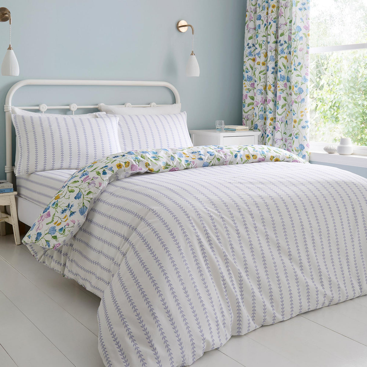 Dreams & Drapes Sweetpea Floral 100% Cotton Lilac Duvet Cover Set 2