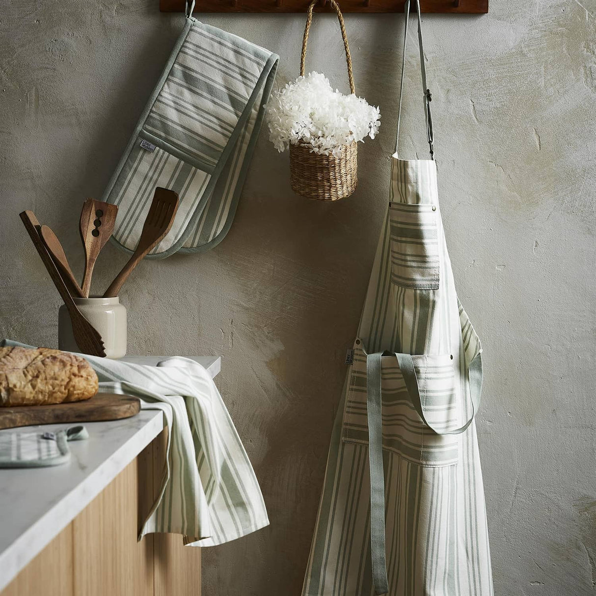 Ulster Weavers Sage Stripe Cotton Kitchen Textiles Collection - Sage Stripe Pot Mat In Sage 3