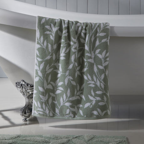 Sandringham Jacquard Leaf 550gsm Towel - Sage